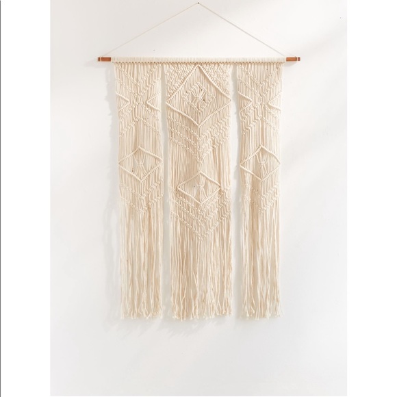 Urban Outfitters Other - Fallon macrame wall hanging